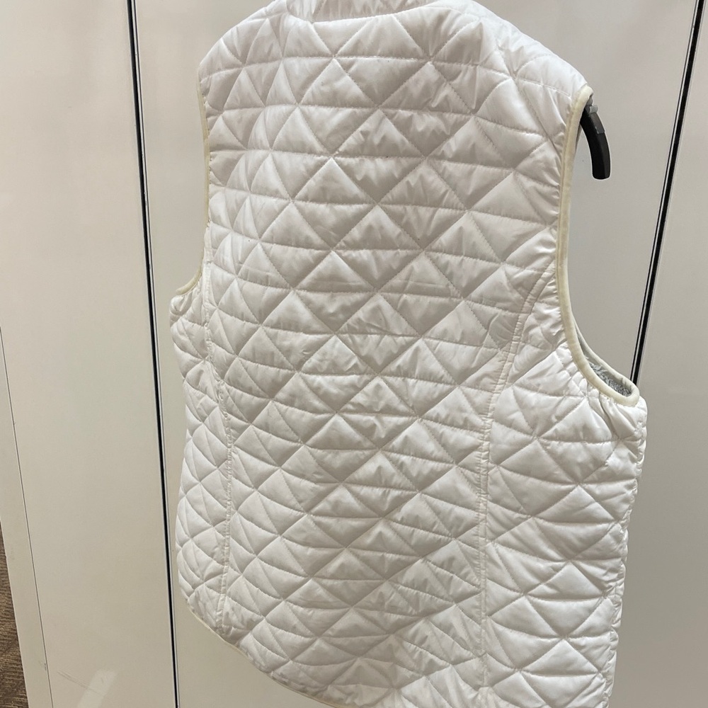 Free Country Quilted Ivory Vest - Picture 9 of 9